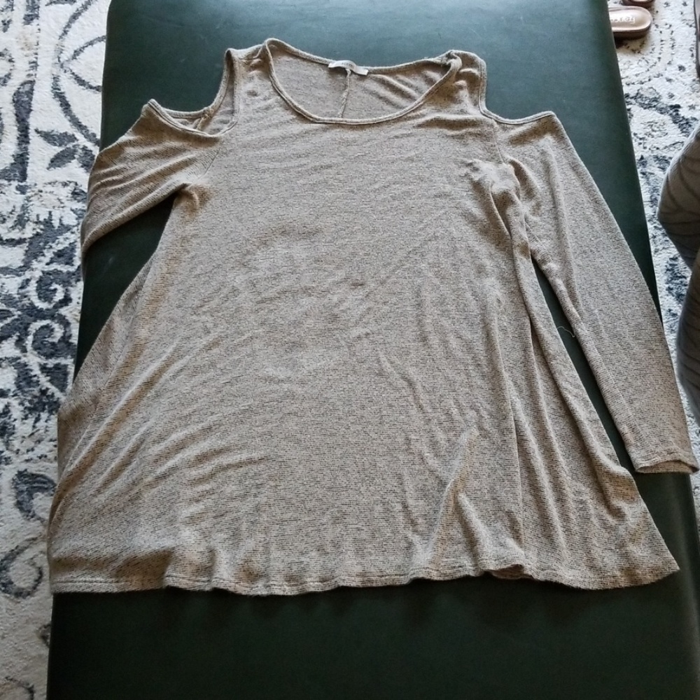 Cols shoulder 3/4sleeve top